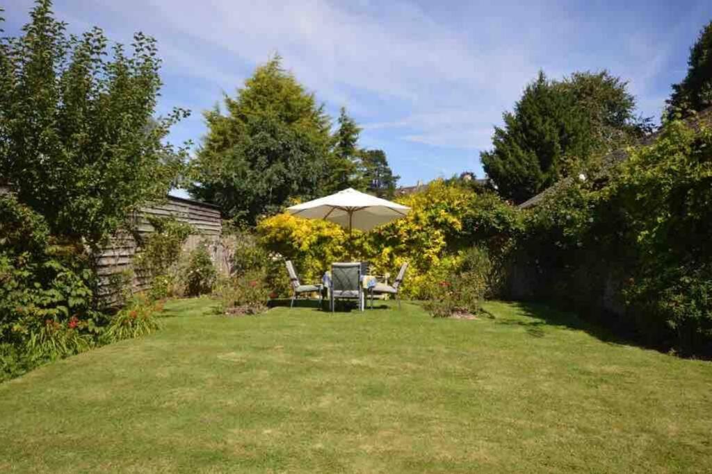 The Old Manor Coach House * Cirencester